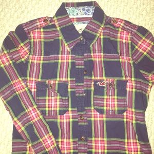 Hollister lightweight plaid button-down